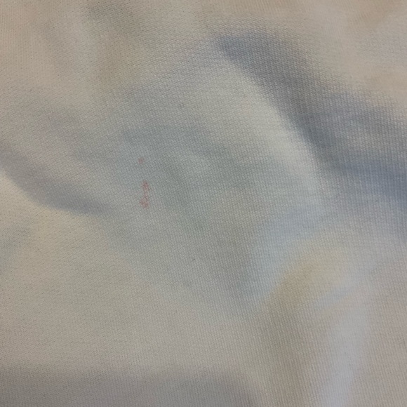 While Lacoste sweat shorts - Picture 5 of 6